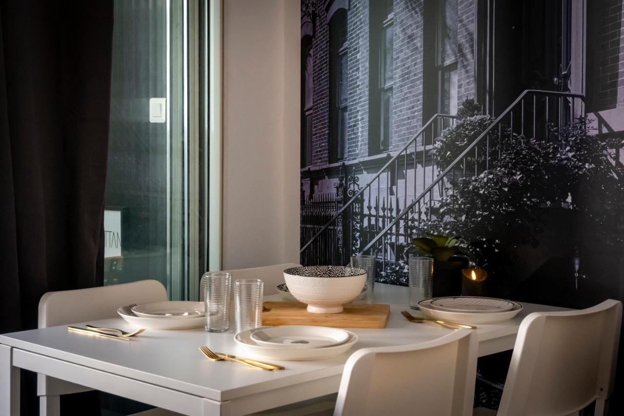 Superbe Appartement Avec Patio Ним Екстериор снимка